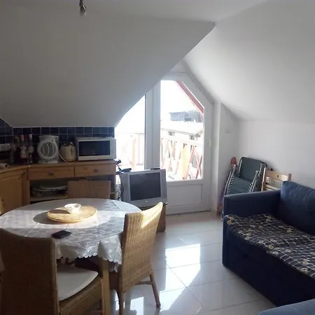 Apartment Szentmihalyi *